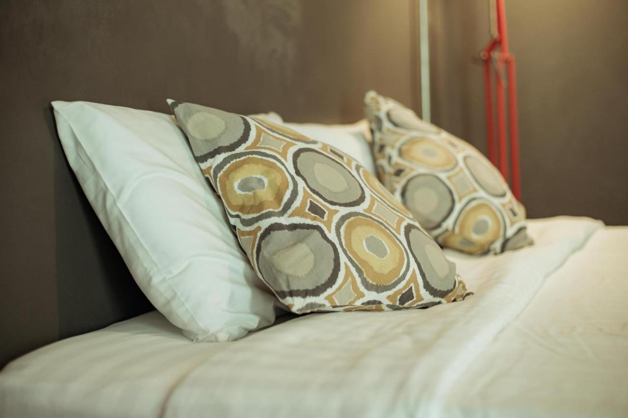 לינה וארוחת בוקר צ'יאנג מאי Fashen Poshtel מראה חיצוני תמונה