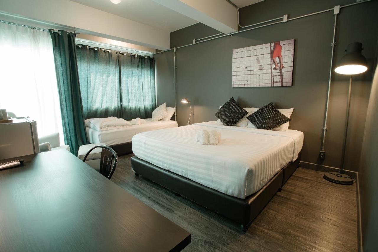 לינה וארוחת בוקר צ'יאנג מאי Fashen Poshtel מראה חיצוני תמונה