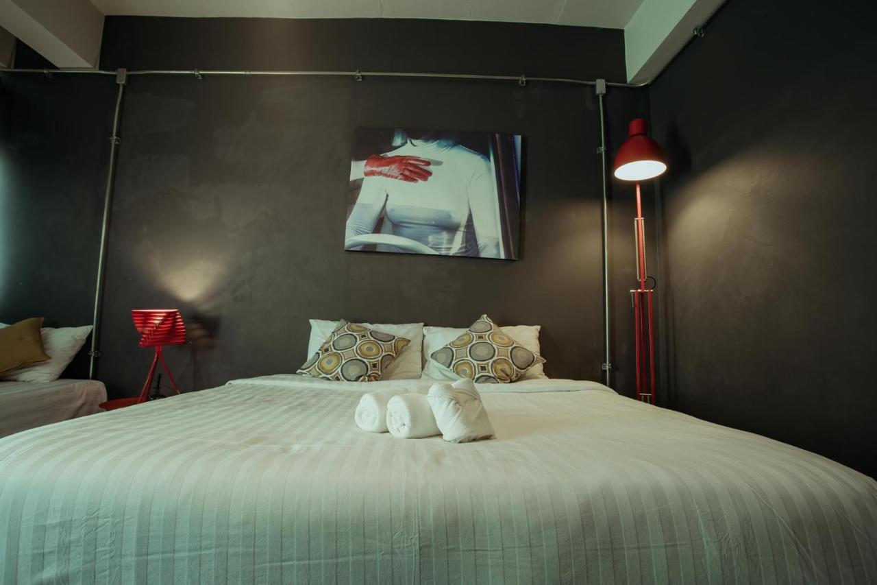 לינה וארוחת בוקר צ'יאנג מאי Fashen Poshtel מראה חיצוני תמונה
